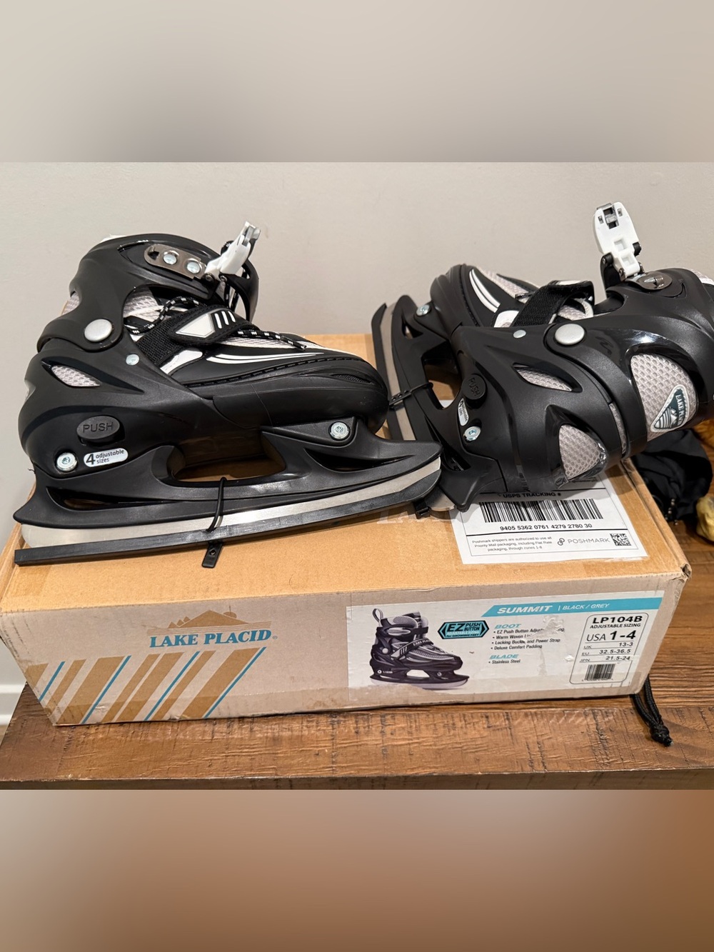 Kids' Adjustable Water Shoes - Black/White